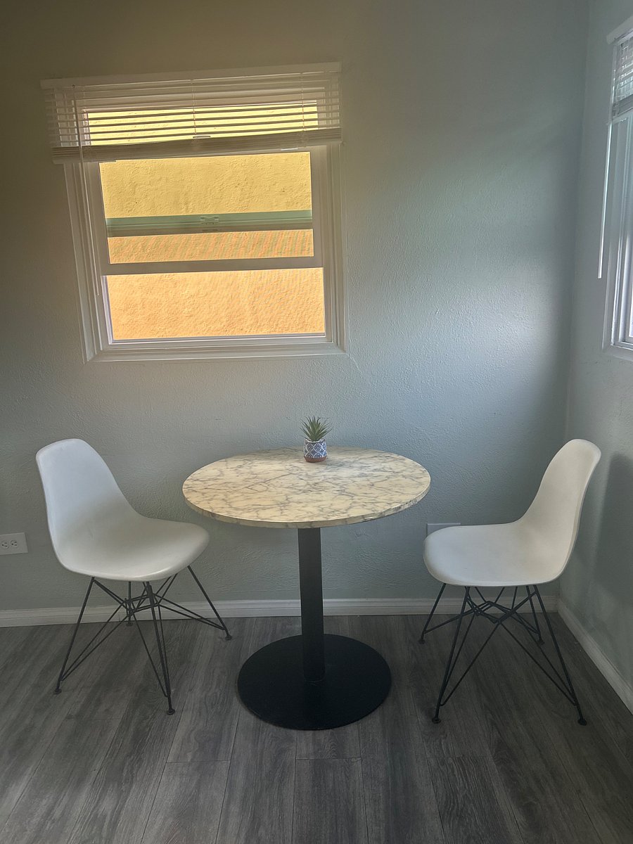 Furnished Finder property 698650_2 photo 10