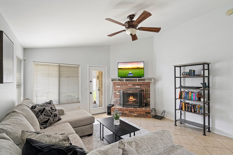 Furnished Finder property 698655_1 photo 3