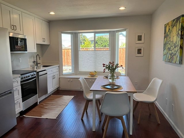 Furnished Finder property 698705_1 photo 6