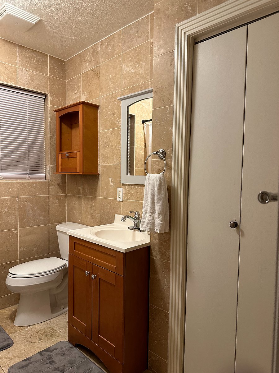Furnished Finder property 698714_3 photo 8