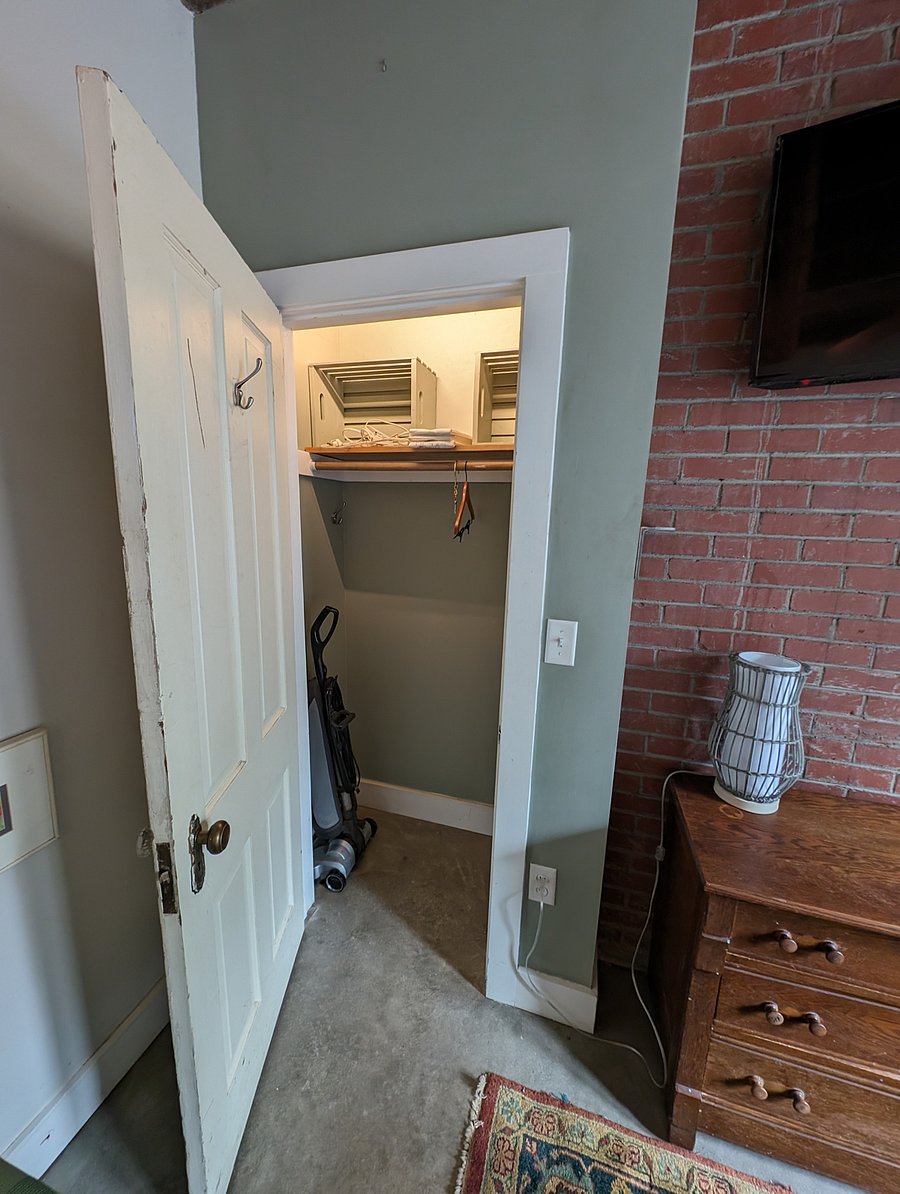 Furnished Finder property 698727_1 photo 12
