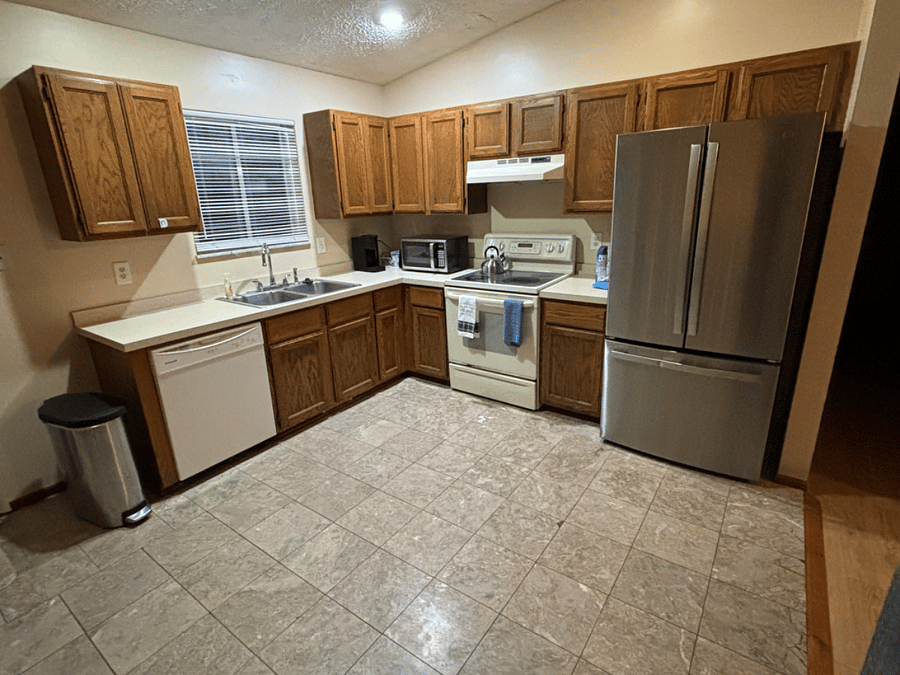 Furnished Finder property 698835_1 photo 4