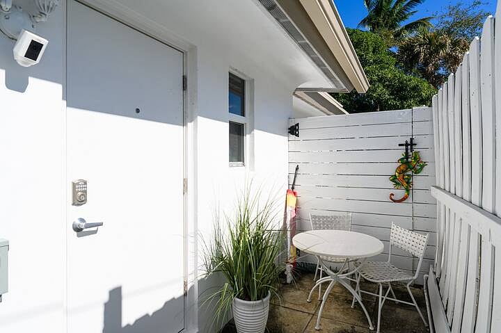 Furnished Finder property 698847_2 photo 13