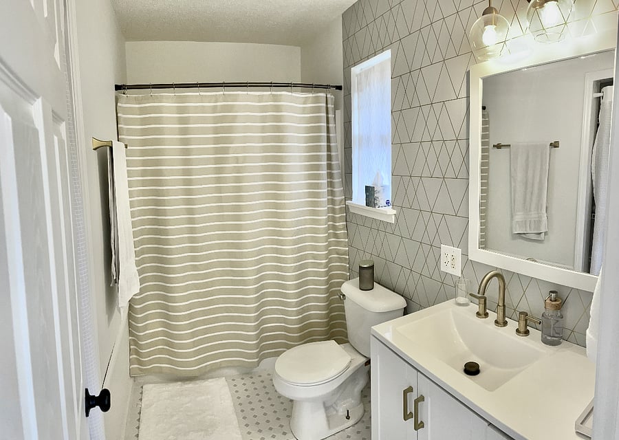 Furnished Finder property 698921_1 photo 8