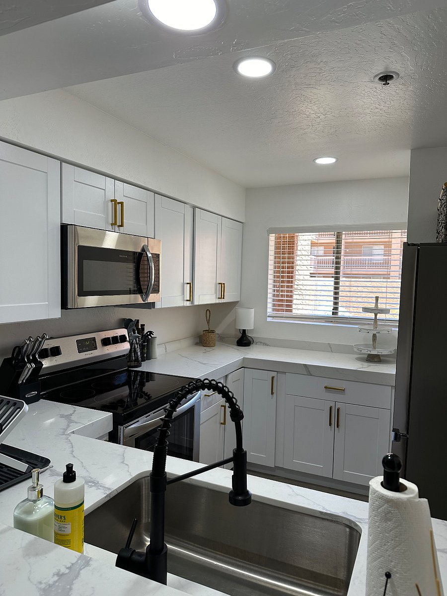 Furnished Finder property 698934_1 photo 3