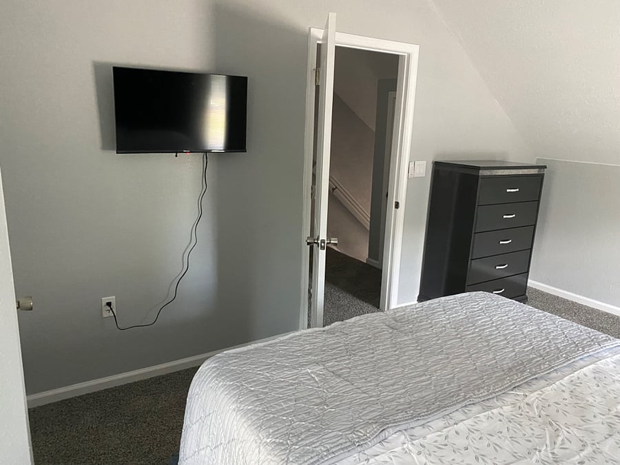 Furnished Finder property 698995_1 photo 30