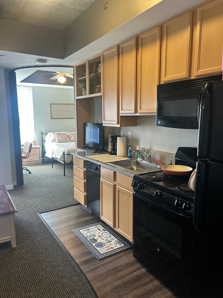 Furnished Finder property 699018_1 photo 16
