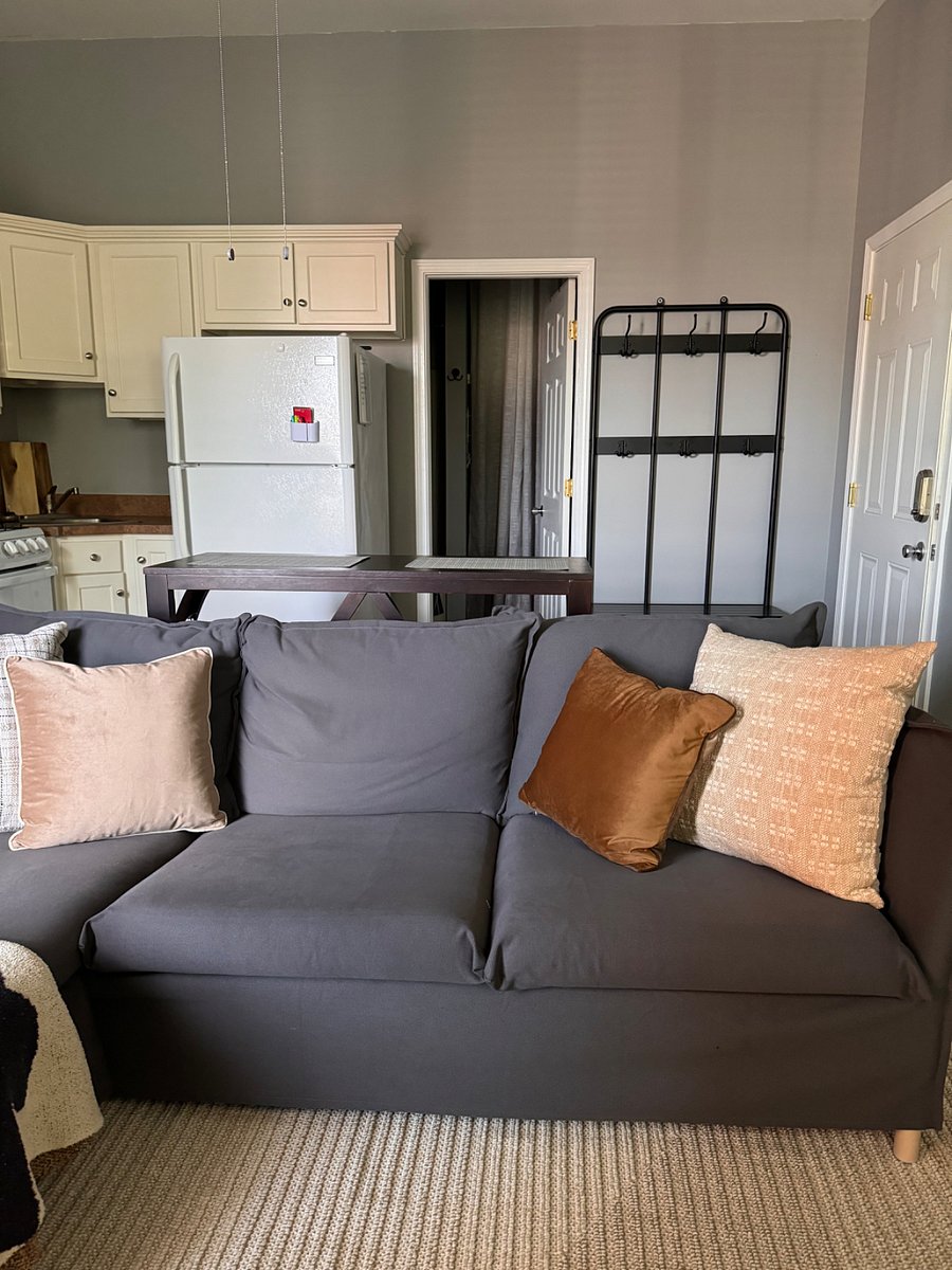 Furnished Finder property 699043_3 photo 9