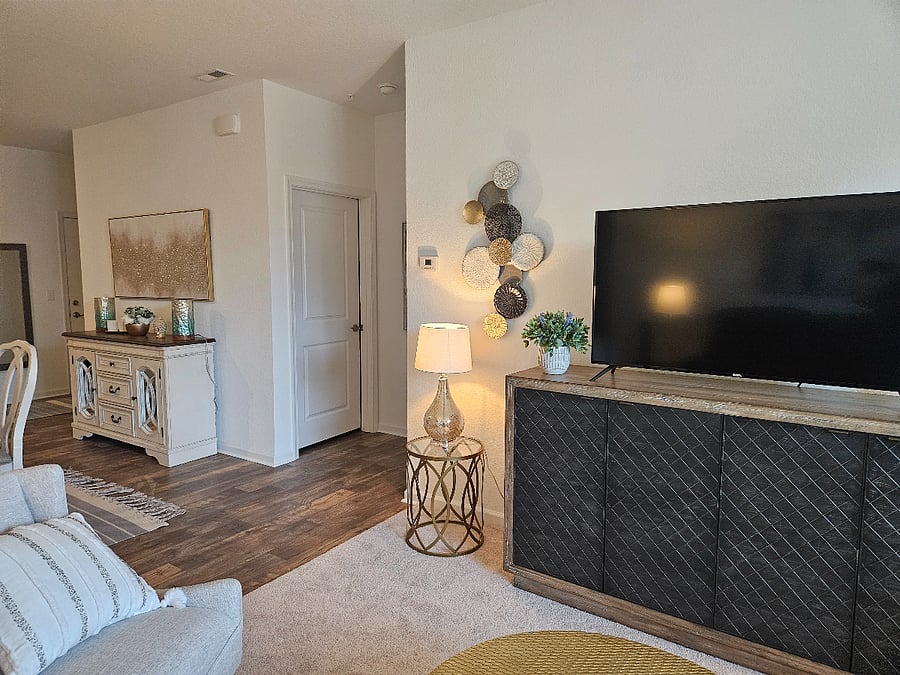 Furnished Finder property 699046_1 photo 10
