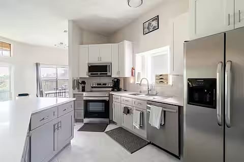 Furnished Finder property 699081_1 photo 4