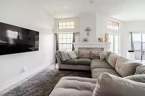 Furnished Finder property 699081_1 photo 17