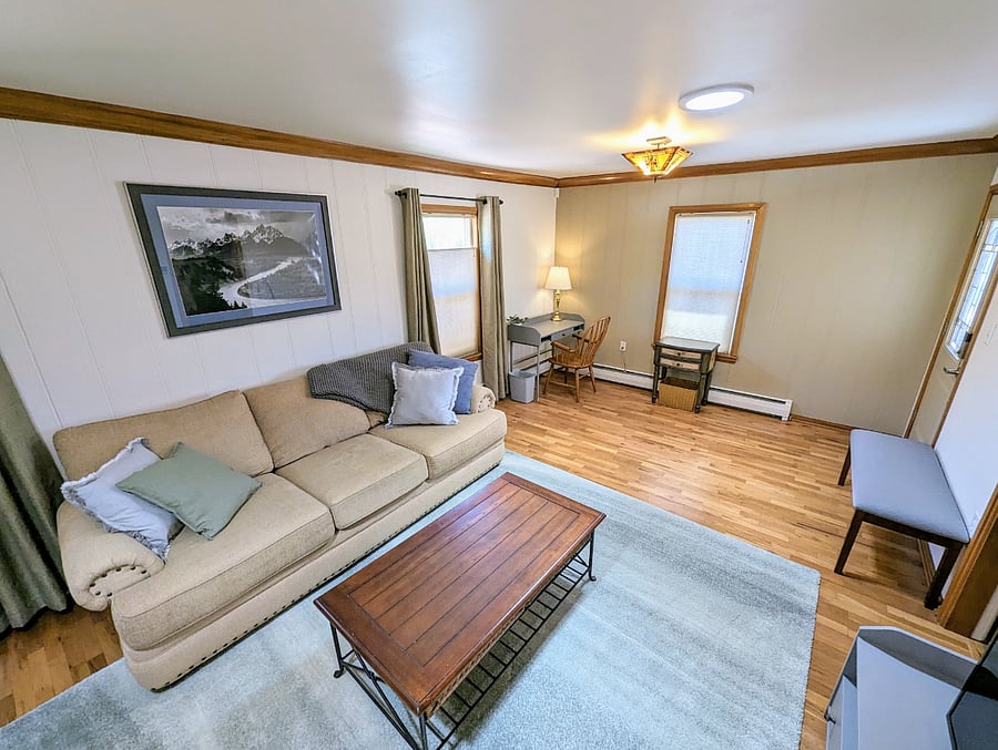 Furnished Finder property 699101_1 photo 3