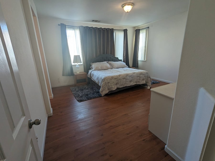 Furnished Finder property 699214_1 photo 1