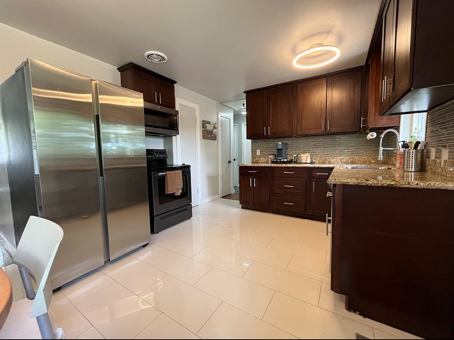 Furnished Finder property 699271_1 photo 3