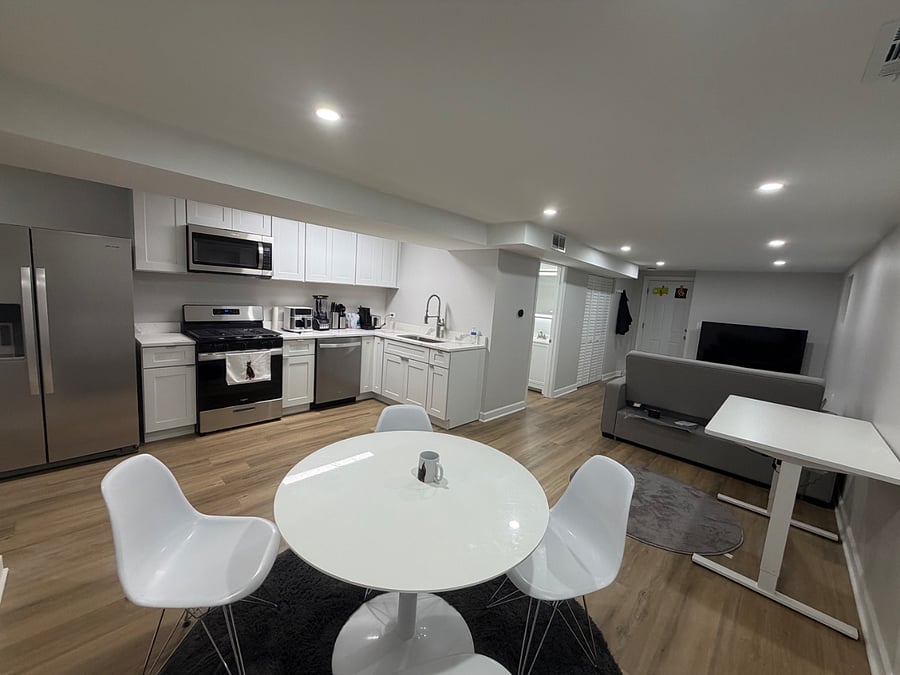Furnished Finder property 699341_2 photo 3