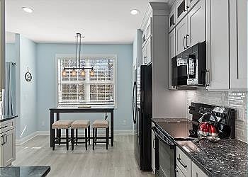 Furnished Finder property 699426_1 photo 4