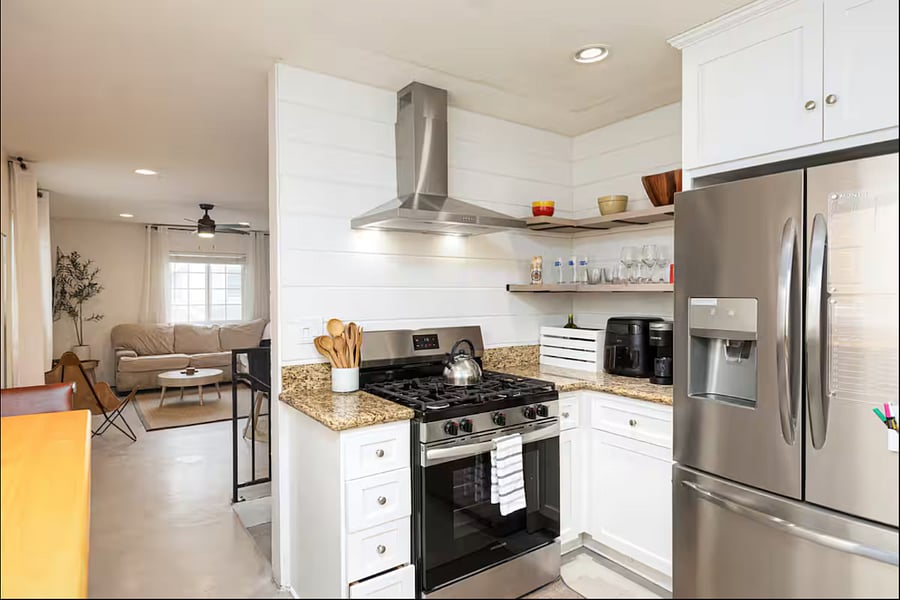 Furnished Finder property 699433_3 photo 11