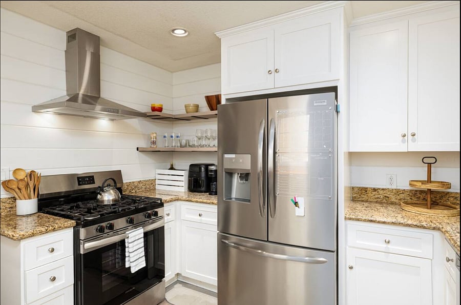 Furnished Finder property 699433_3 photo 13