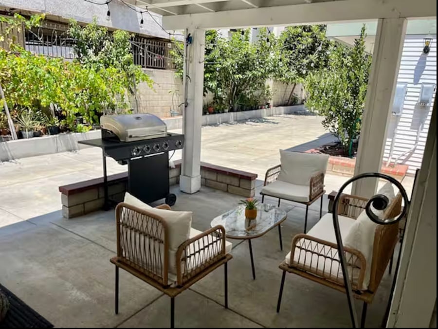 Furnished Finder property 699433_3 photo 24