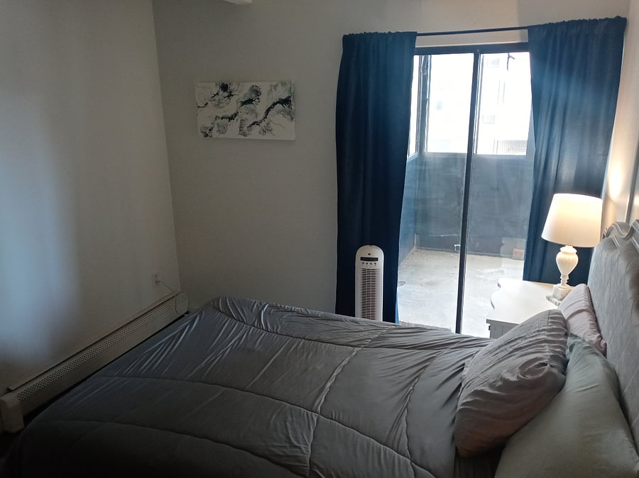 2nd bedroom