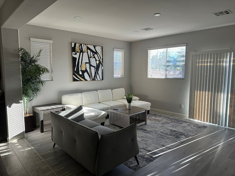 Furnished Finder property 699548_1 photo 3