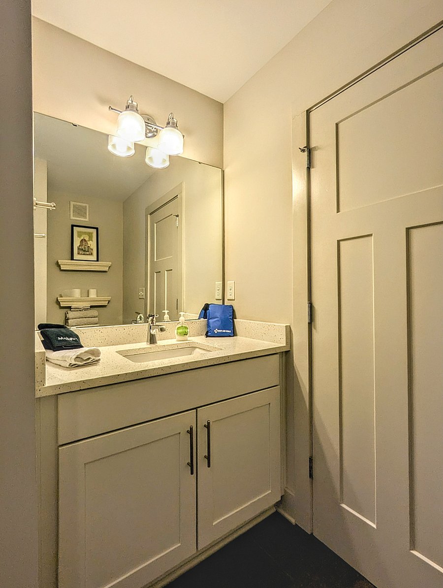 Furnished Finder property 699577_1 photo 12