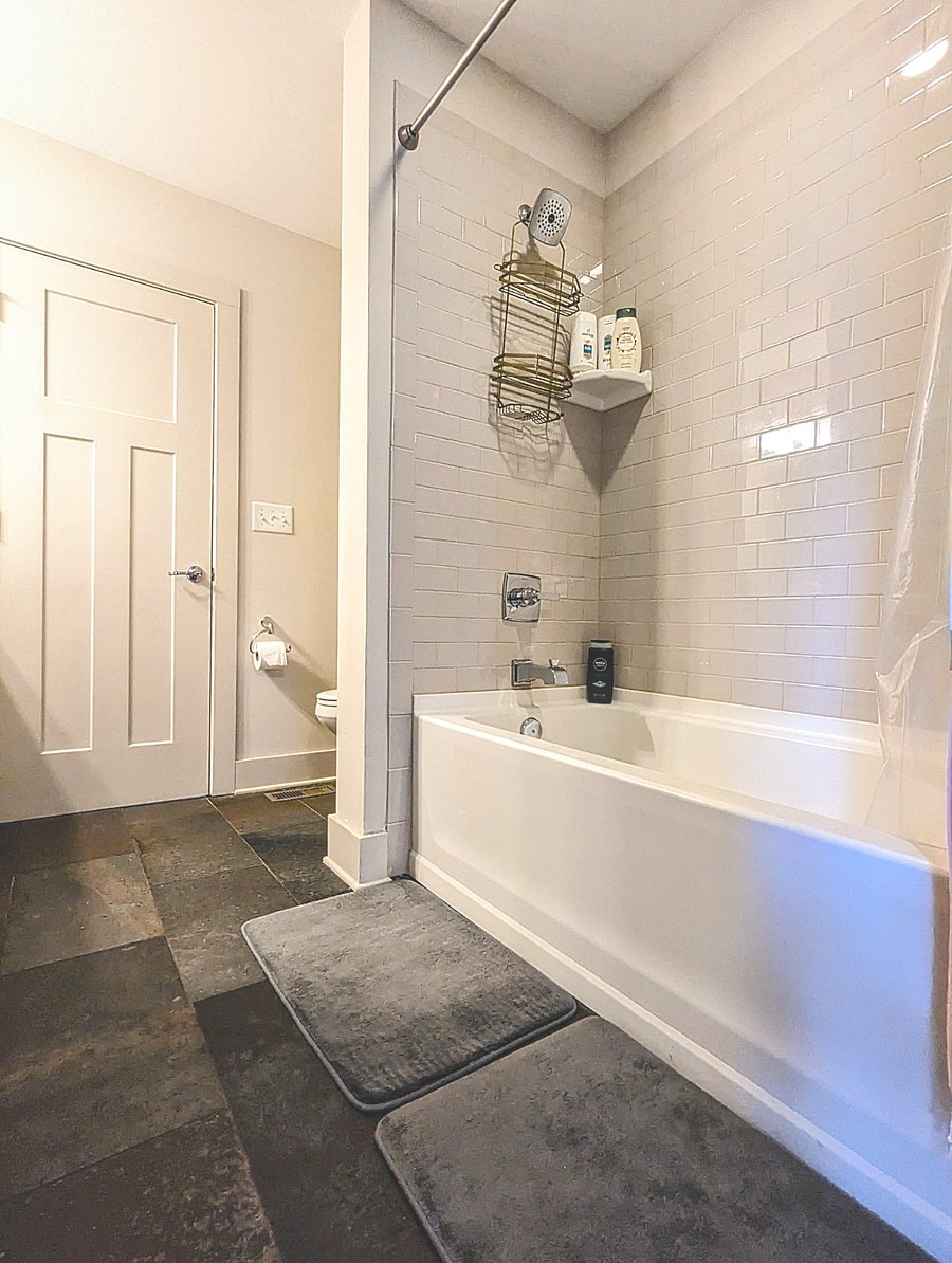 Furnished Finder property 699577_1 photo 11