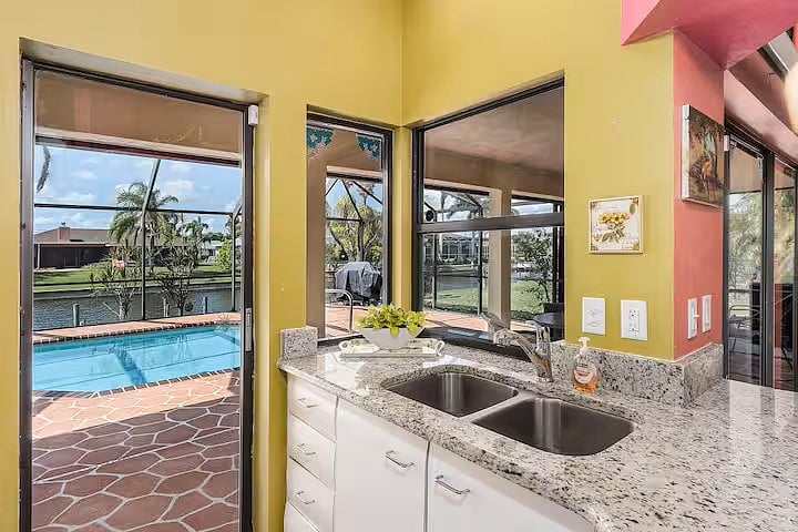 Furnished Finder property 699619_1 photo 14