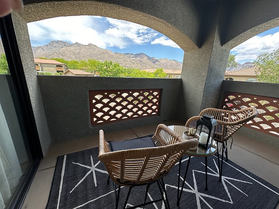 Covered veranda, bistro seating. Enjoy the views morning and night!