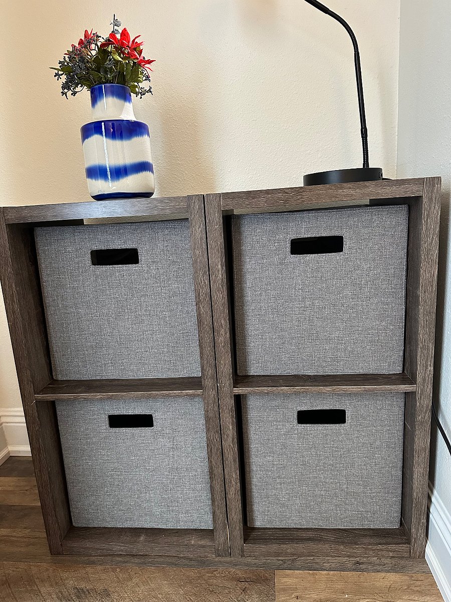 Storage cubes for clothing