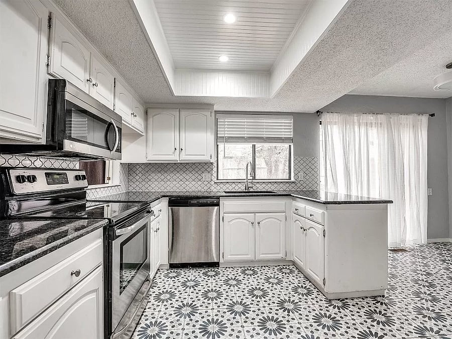 Furnished Finder property 699815_1 photo 10