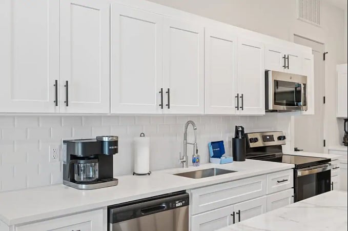 Furnished Finder property 699819_2 photo 5