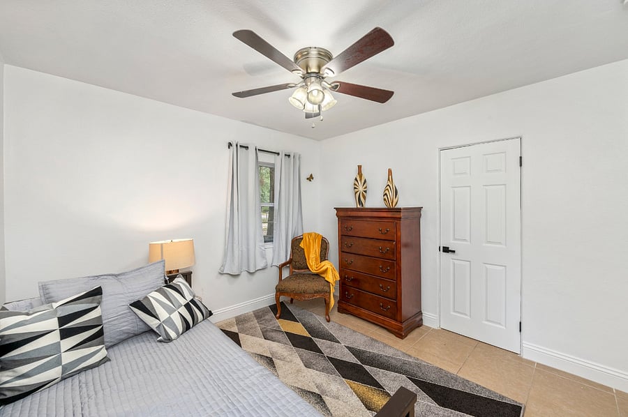 Furnished Finder property 699882_1 photo 8