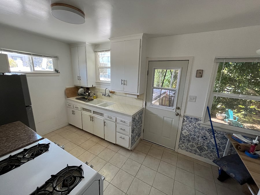 Furnished Finder property 699920_1 photo 7