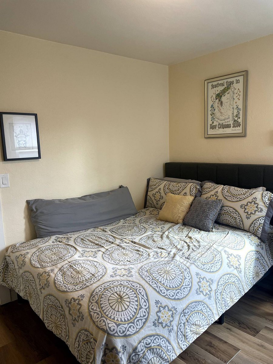 back bedroom