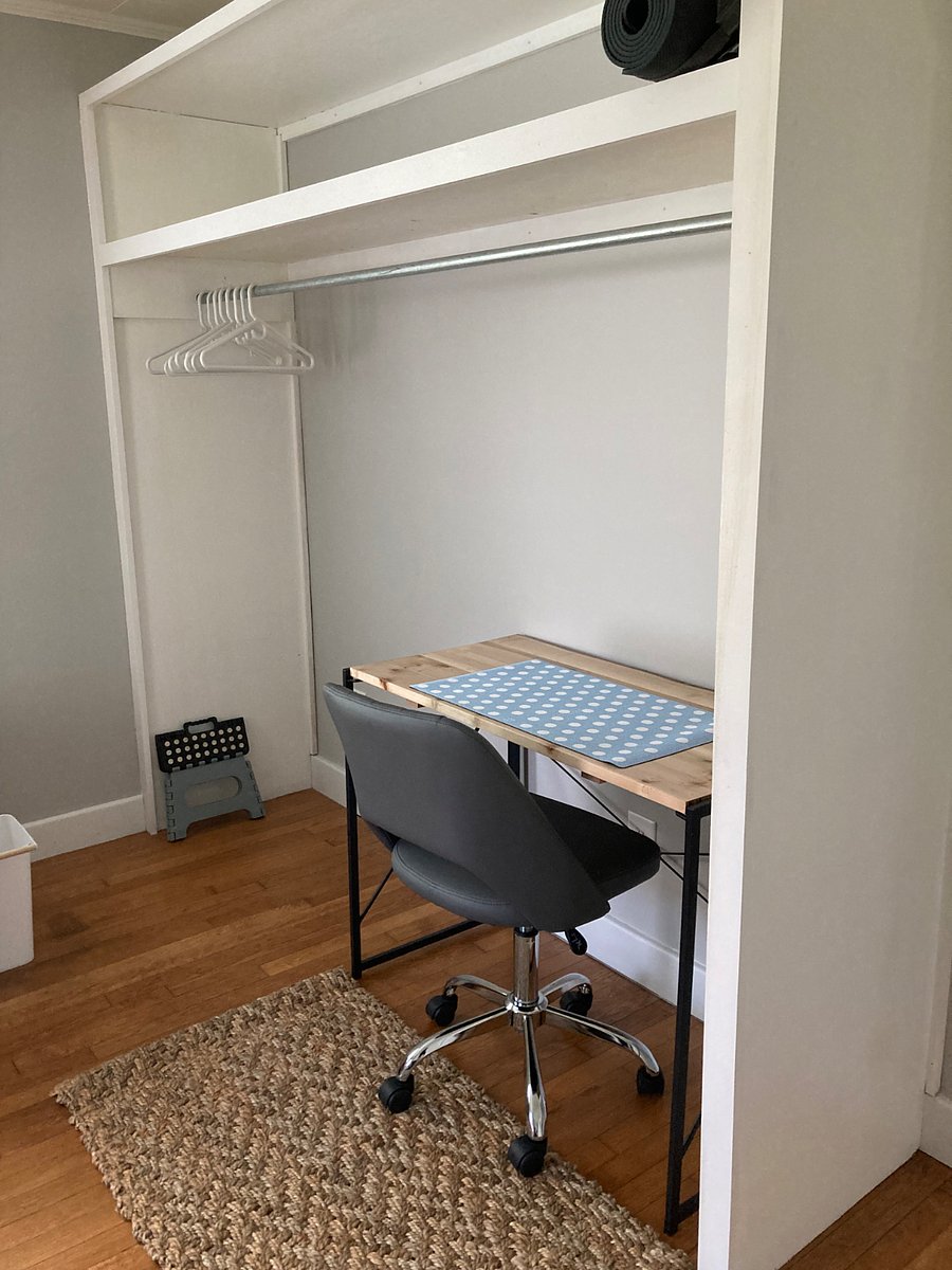 first floor additinoal office space/bedroom