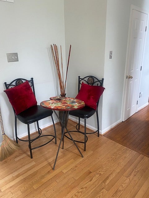 Furnished Finder property 700009_1 photo 5