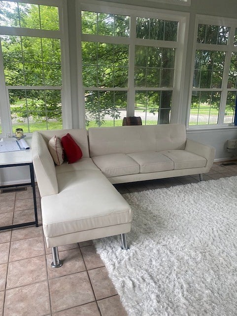 Furnished Finder property 700009_1 photo 8