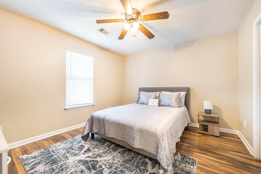 Furnished Finder property 700022_1 photo 21