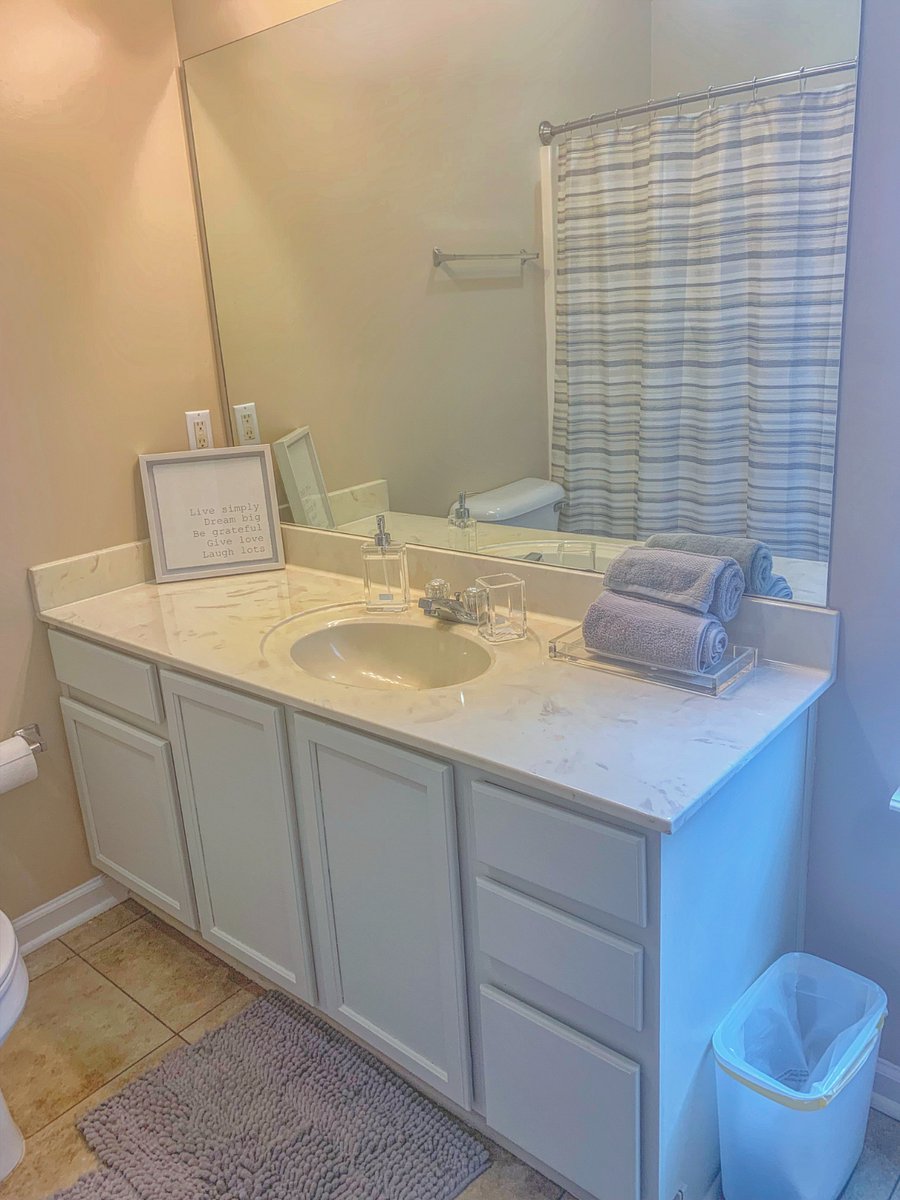 Furnished Finder property 700022_1 photo 24