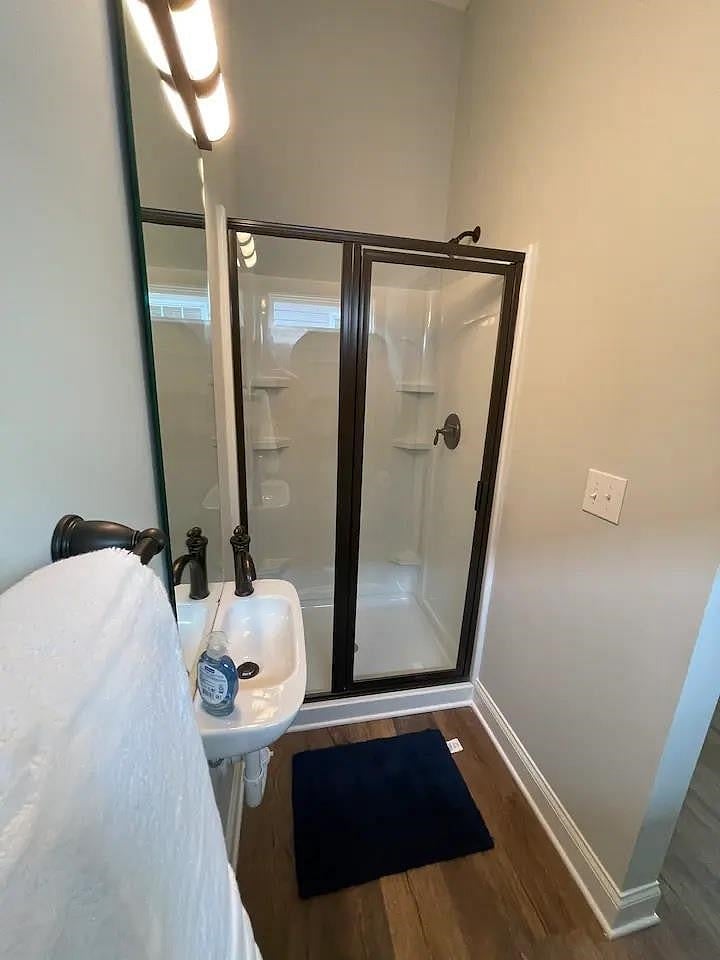 Furnished Finder property 700030_1 photo 11
