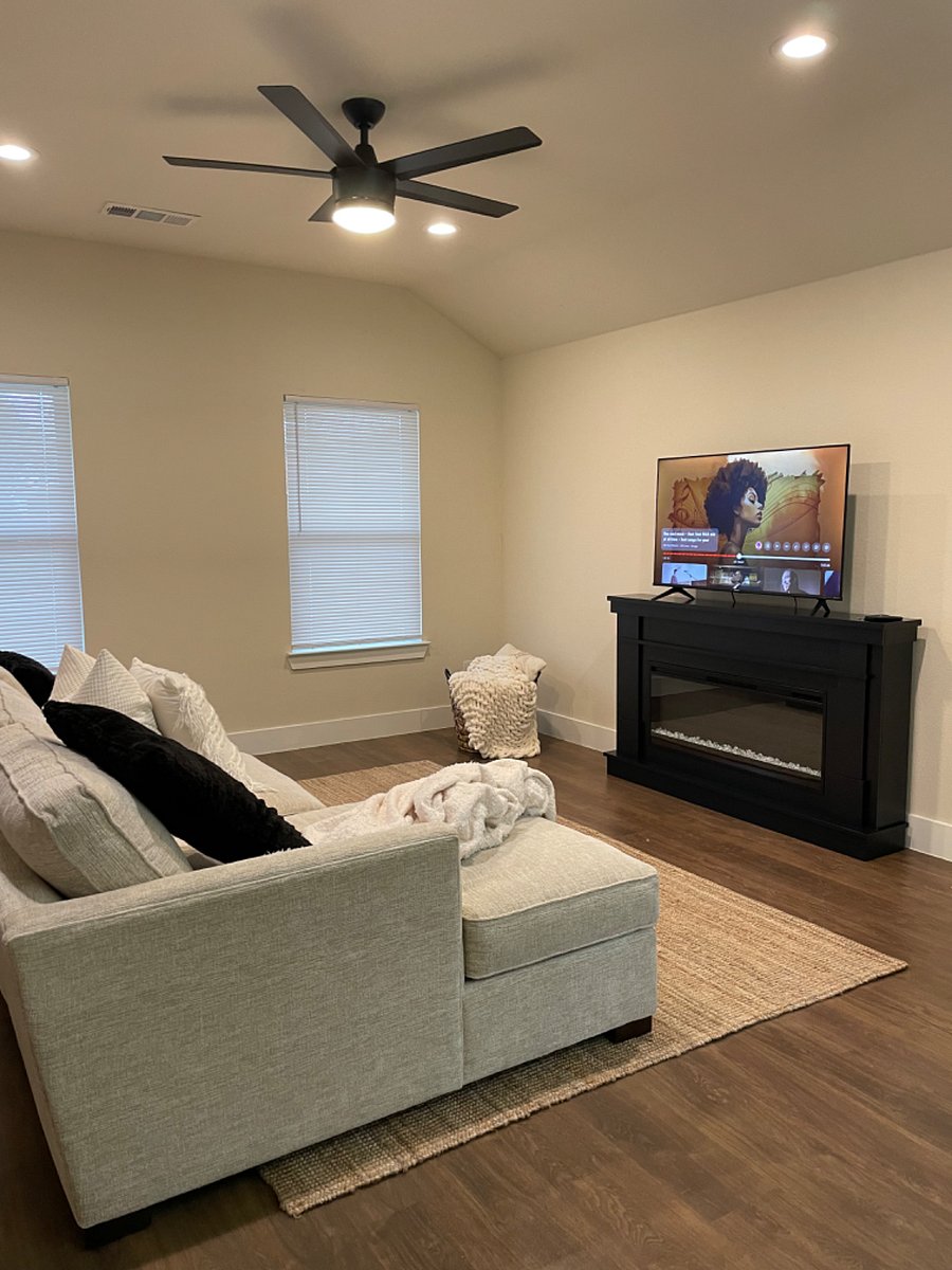 Furnished Finder property 700064_2 photo 6