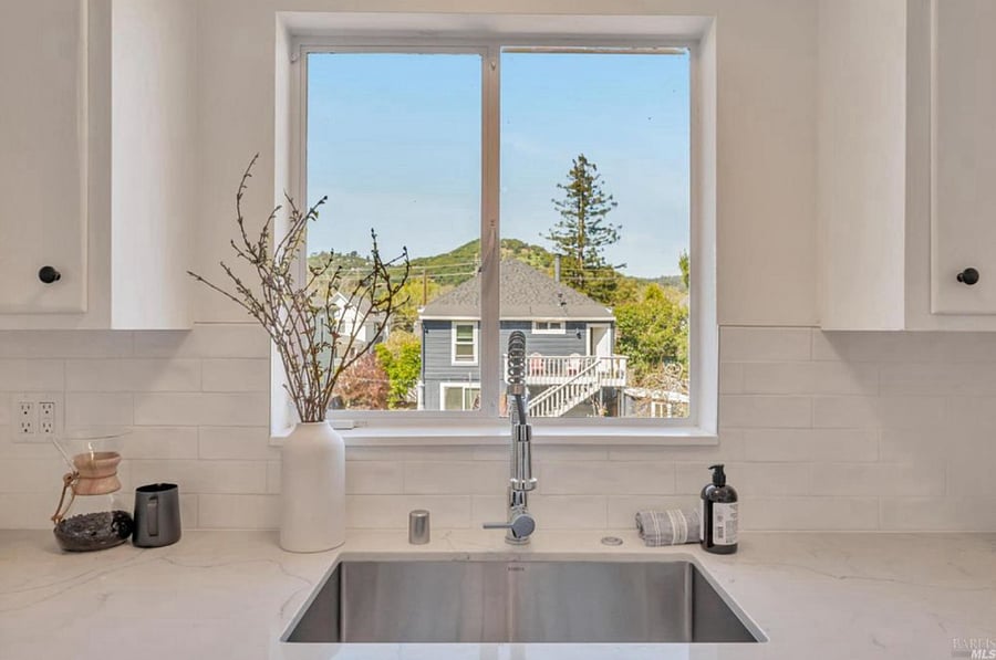Furnished Finder property 700075_1 photo 8
