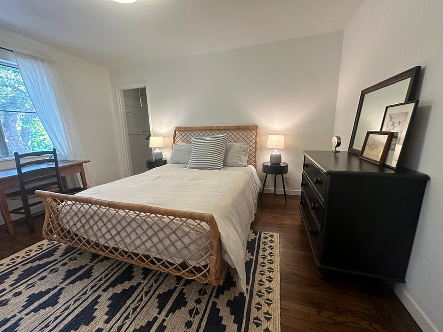 Furnished Finder property 700075_1 photo 13