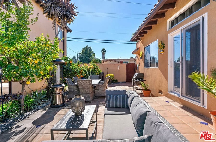 Furnished Finder property 700097_1 photo 7