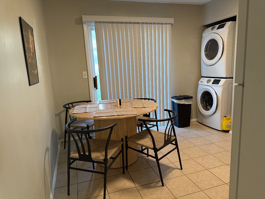 Furnished Finder property 700126_1 photo 7
