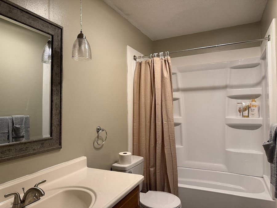 Furnished Finder property 700126_1 photo 15