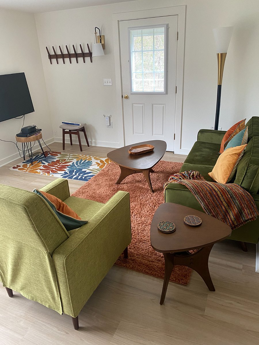 Furnished Finder property 700157_1 photo 5