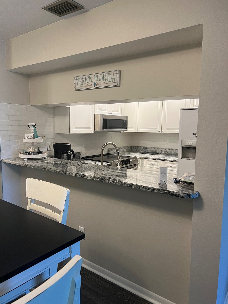 Furnished Finder property 700160_1 photo 9