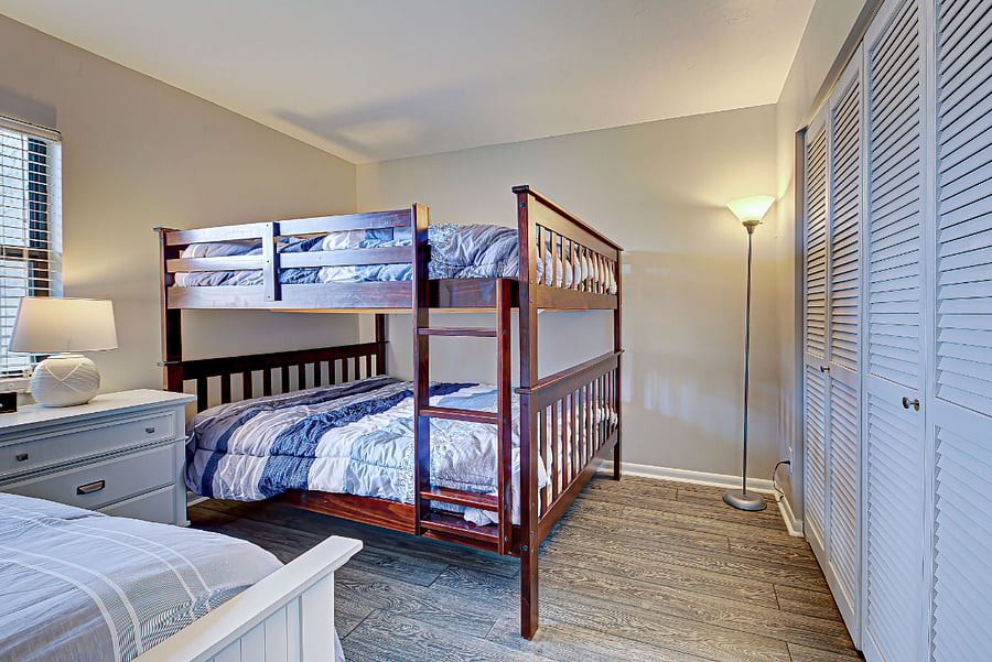 Furnished Finder property 700160_1 photo 17